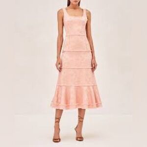 Alexis Corina Dress × 1
PETAL BROCADE / S